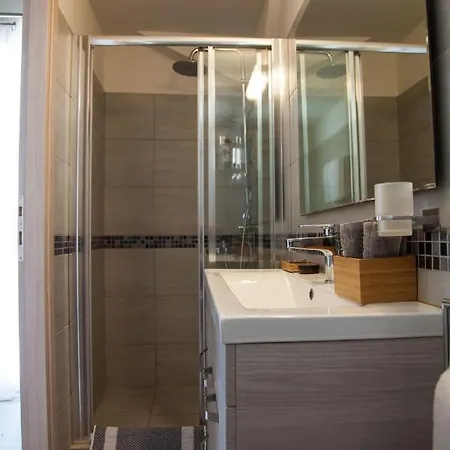 Lithostroto Loft Apartment